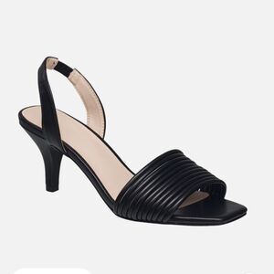 NEW Halston Hong Kong Sandal Black Size 8